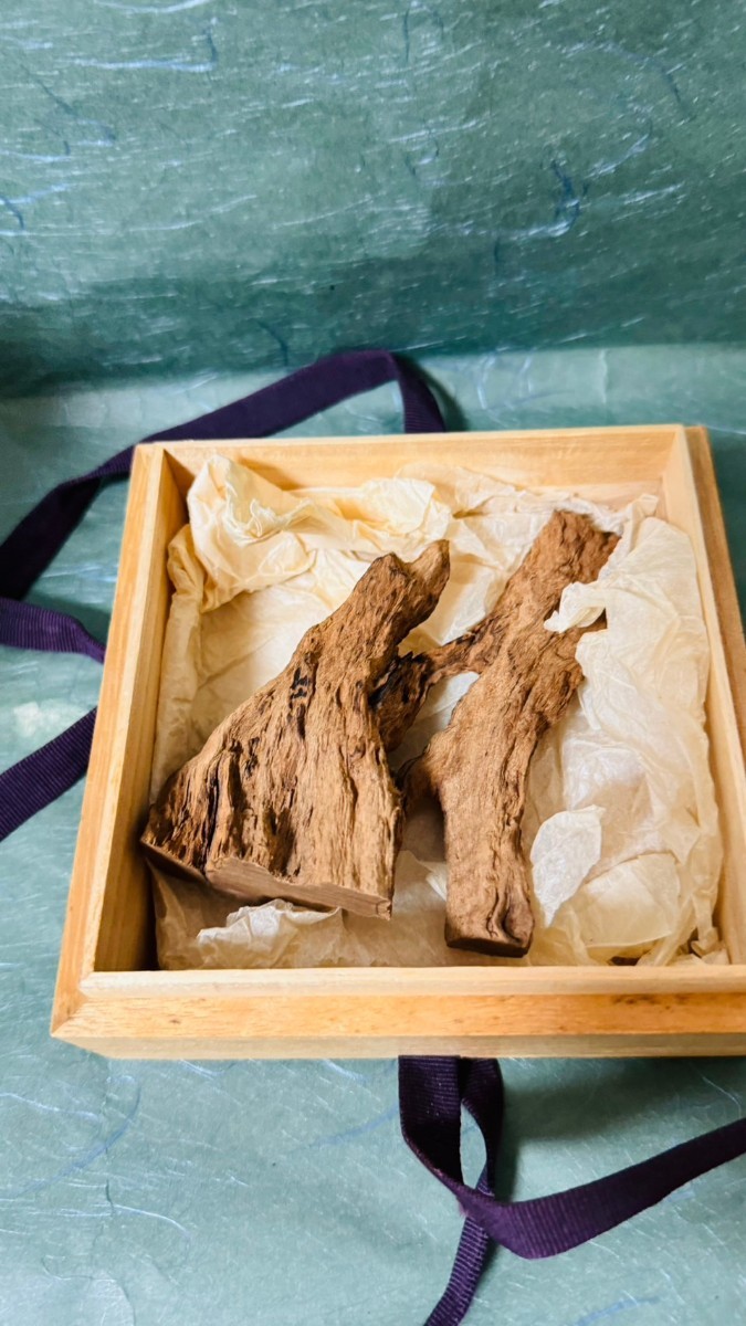 古渡【沈香 伽羅 75g】四国山岳寺院貫主依頼出品 ☆香木 沈香 伽羅 奇