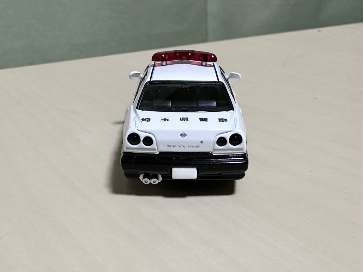 トミカリミテッドヴィンテージネオ LV-N127a スカイライン パトロール