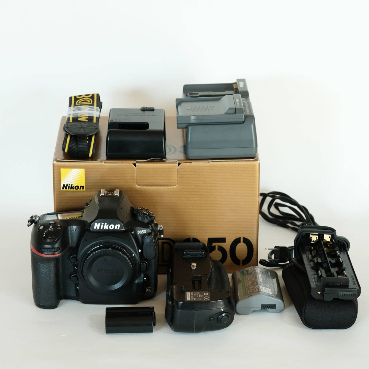 Nikon D850 訳アリ(説明をご覧下さい) D850 | Nikon - ニコン デジタル一眼レフカメラ d850 概要 一眼レフ