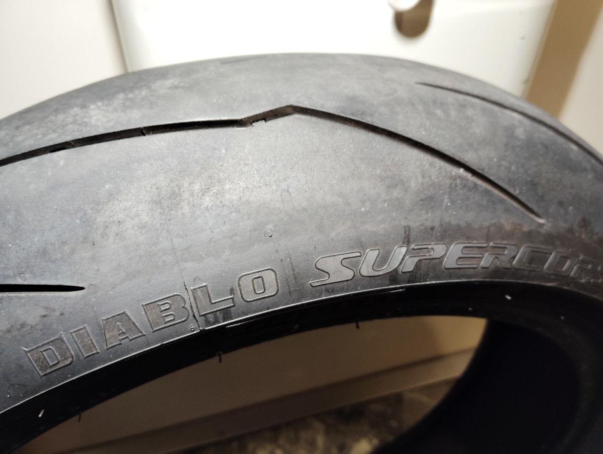 最新作，得価 ピレリ スーパーコルサ SC1 F120/70 R150/60 21年製 CBR250 YZFR250 GSX Ninja250 ZX4R ZX25R MT25 250R CB400 CBR400RR VFR NSR250 TZR