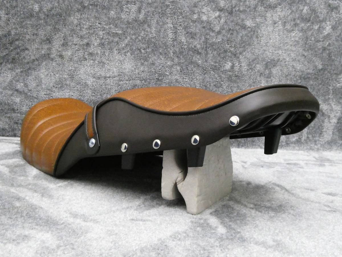 バリオス 2型 茶ツートン タックロールシート⁄ GSX250FX