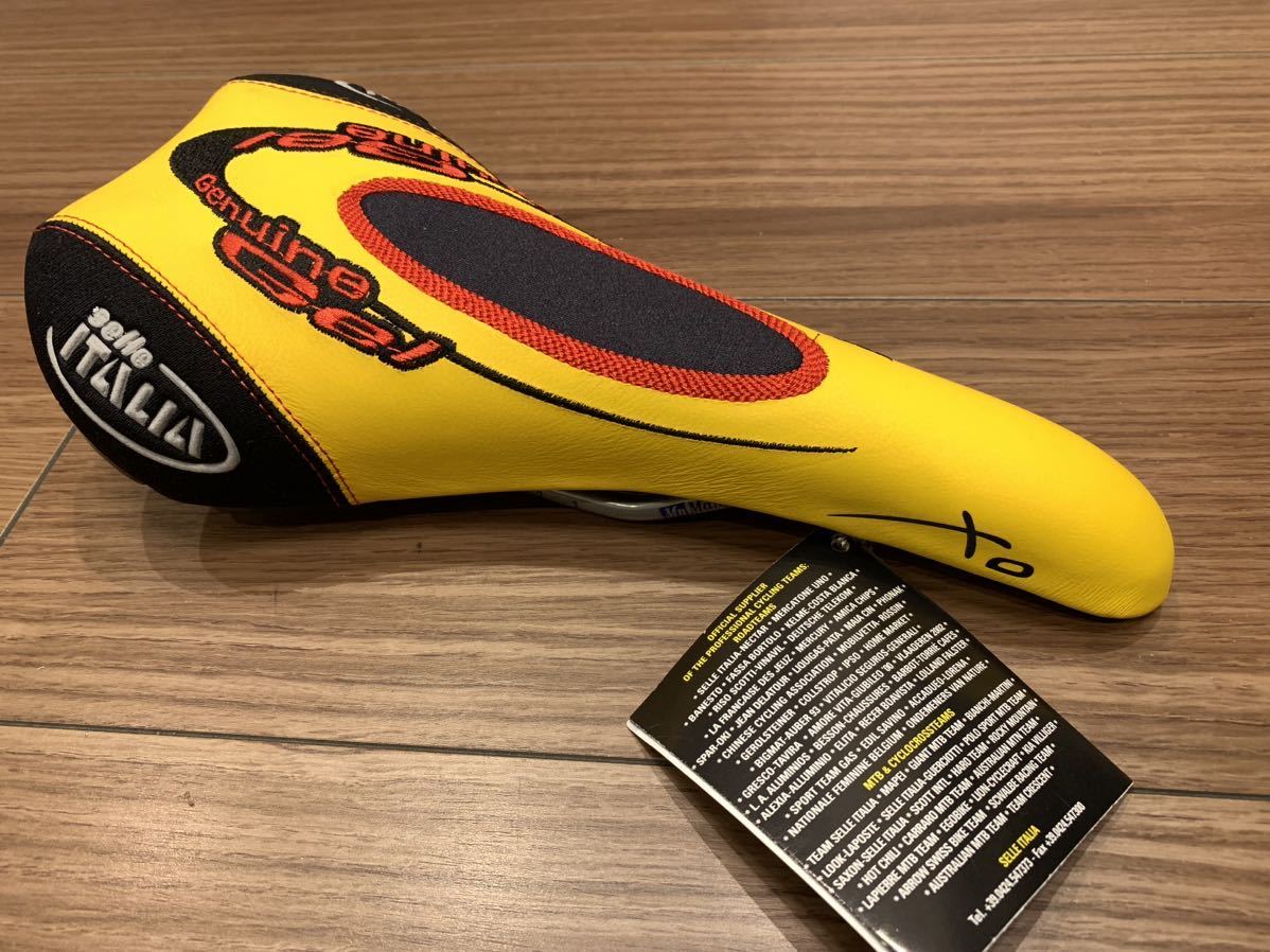 SELLE ITALIA セラ イタリア サドル saddle 黄色 yellow