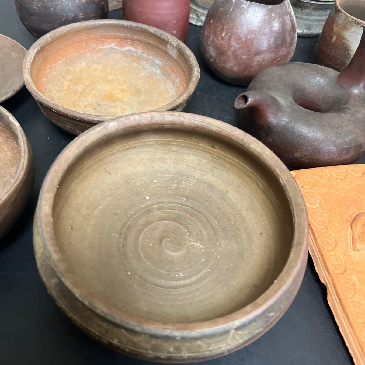 t12-245 備前焼 花瓶 カップ 壷 皿など 欠け等あり 中古品 | 2026年