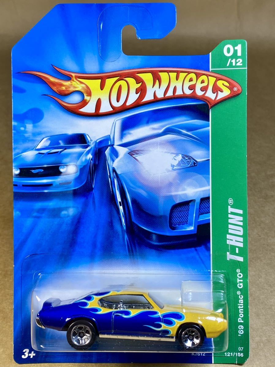 Hot Wheels '69 Pontiac GTO Treasure Hunt Series 1/64 Scale Die-Cast Car