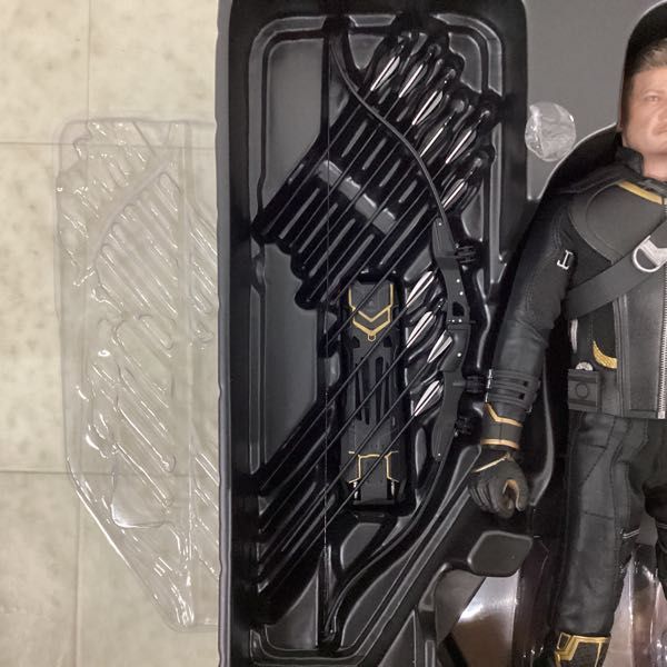 1円〜 ホットトイズ ムービー・マスターピース 1/6 MM532 アベンジャーズ エンドゲーム ホークアイ ボーナスアクセサリー付き ホットトイズ 1円〜 1⁄6