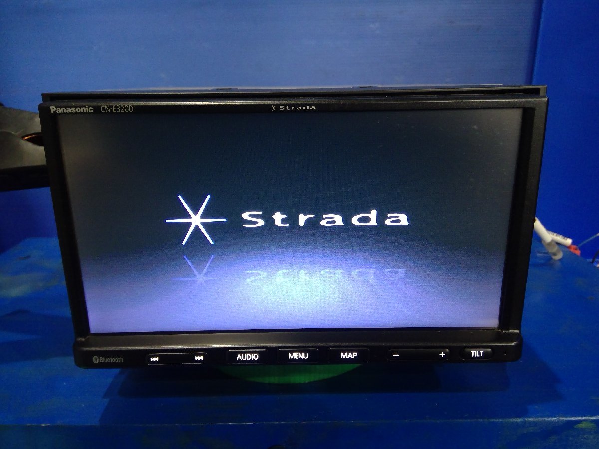 (H)カーナビ パナソニック CN-E320D 1セグ/bluetooth/CD 2019年データ 動作確認済［2307754］ パナソニック カーナビ ストラーダ ワンセグ&frasl;Bluetooth&frasl;2020年度版 パナソニックカーナビ ワンセグ地図データ2019年。動作