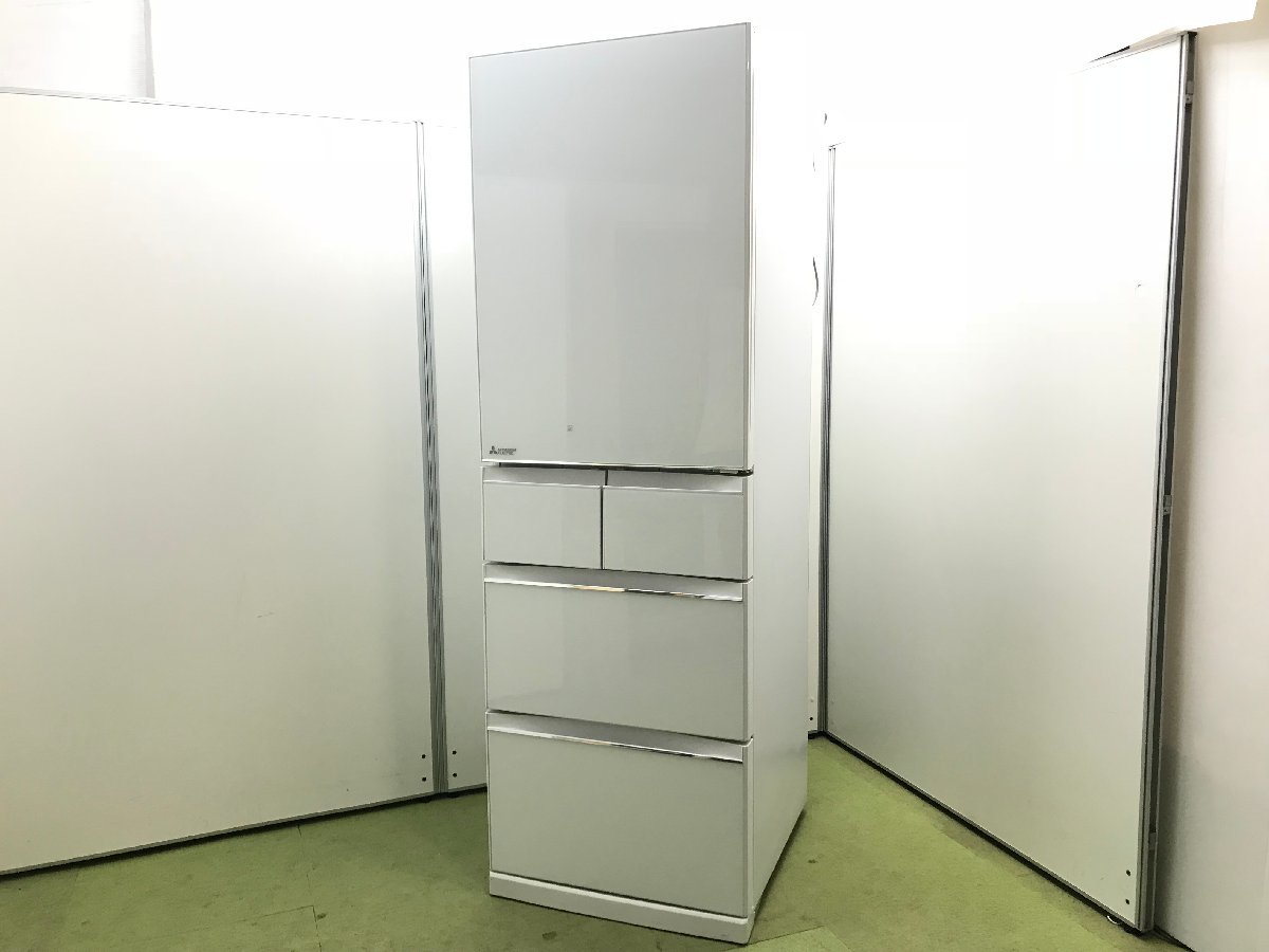 三菱電機 MITSUBISHI 置けるスマート大容量 Bシリーズ 冷凍冷蔵庫 MR-B46C-W 5ドア 右開き 455L 真ん中冷凍室 自動製氷 2018年製 YD12058S