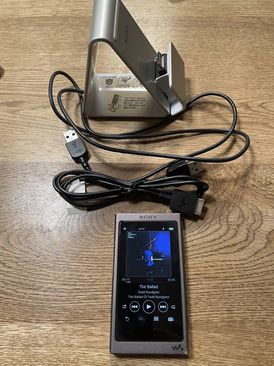 SONYウォークマン WALKMAN NW-A45＋クレードル SONY(ソニー) NW-A45 16GB ウォークマン WALKMAN 専用クレードル