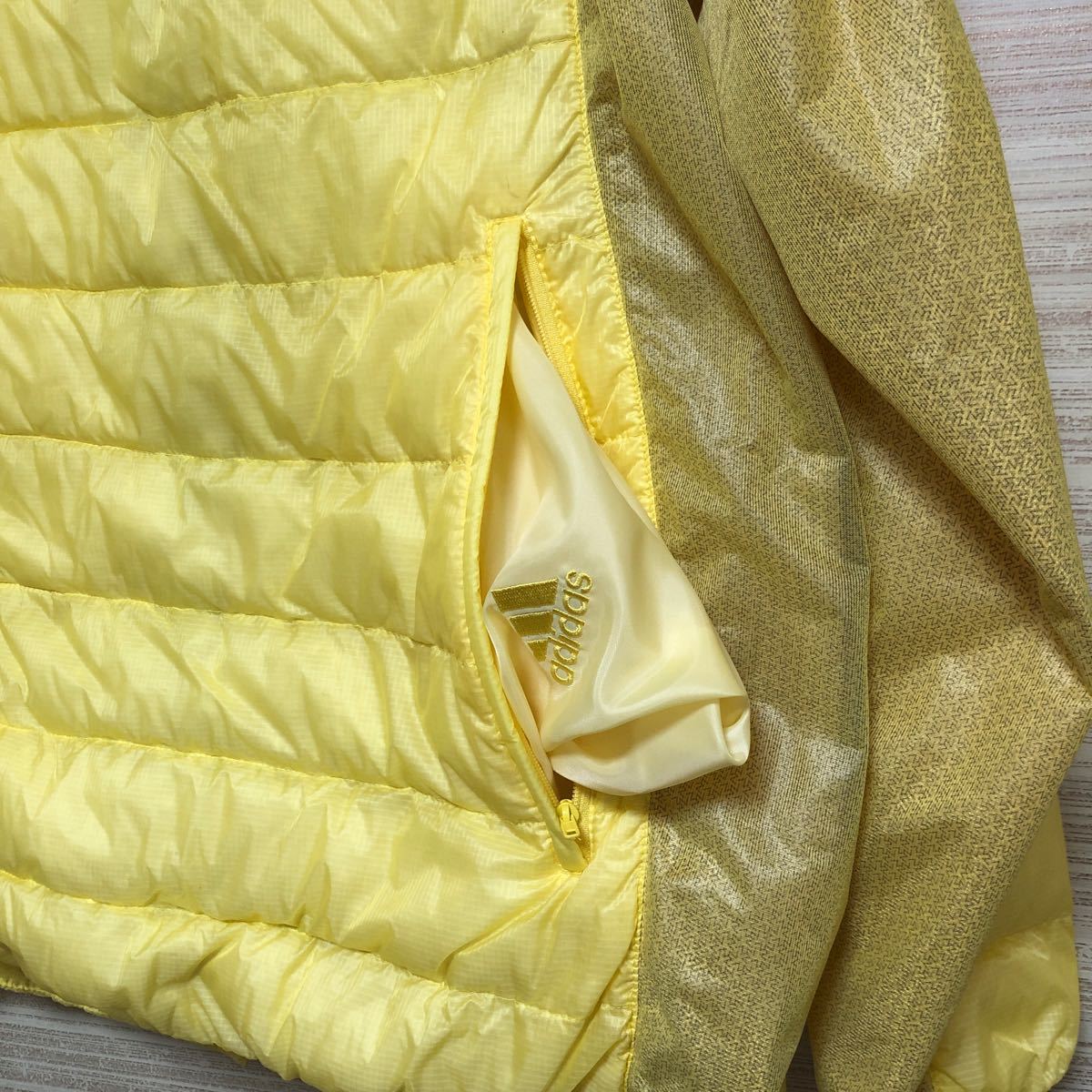 ★adidas 黄色ダウンジャンパー★M ダウン90％_3