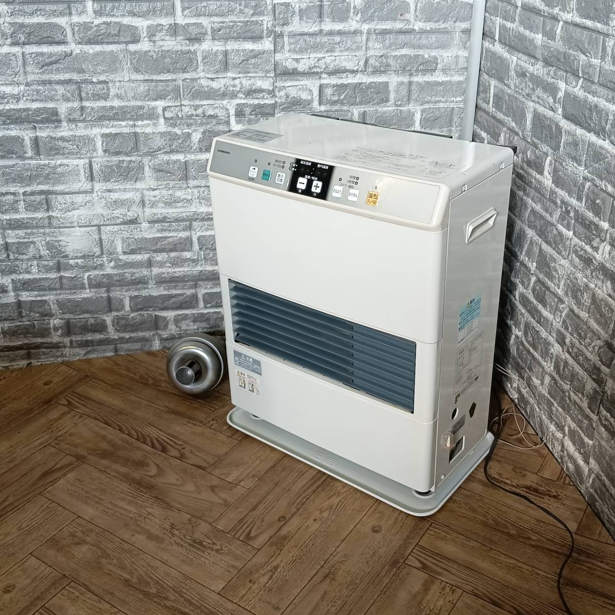 CORONA コロナ 密閉式石油ストーブ FF-3512GS 2012年製 「16748」(石油 