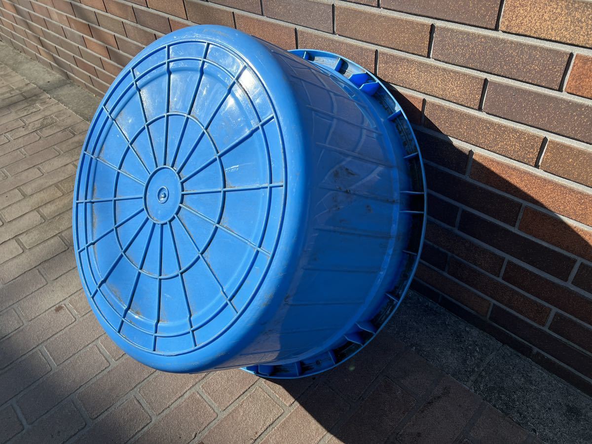 丸型タライ 大型 青色 現状渡し 引き取り希望 おまとめ可能(水槽)|売買されたオークション情報、yahooの商品情報をアーカイブ公開 ...
