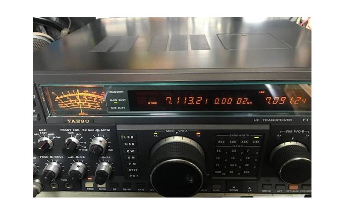 八重洲無線 FT-1000 （200W機）メンテ良好動作品 フィルタ多数 yaesu