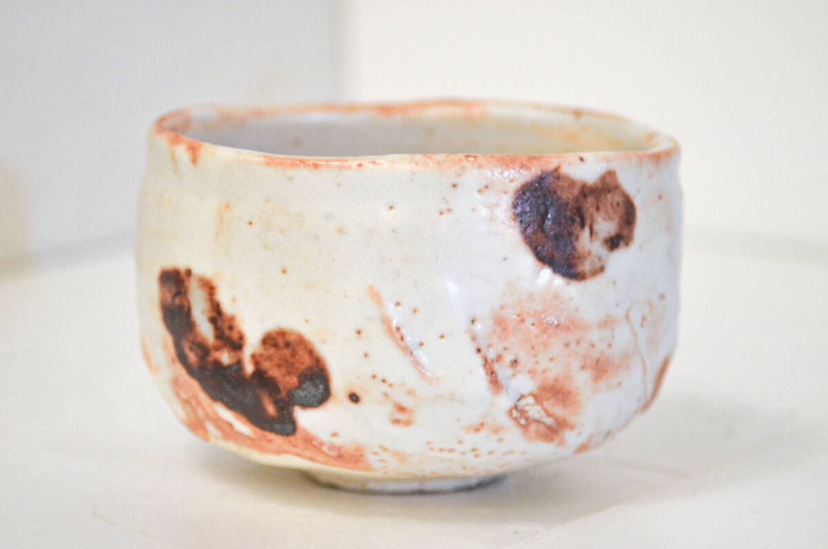 個展出品作 七代加藤幸兵衛 志野茶碗 最上位 東京高島屋 二重箱 被覆