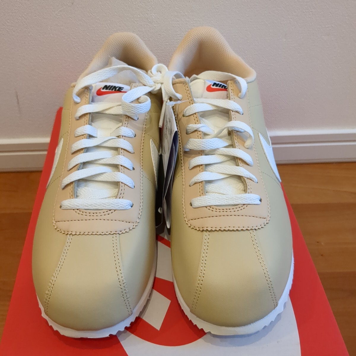 28.0 新品 ナイキ NIKE レザーコルテッツ CORTEZ ベージュ 【公式通販】
