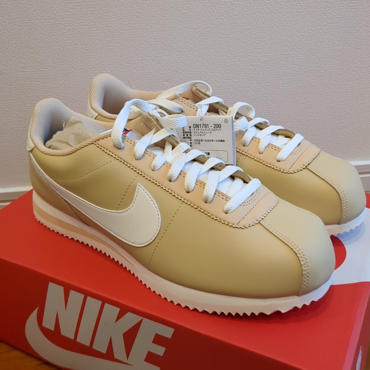 28.0 新品 ナイキ NIKE レザーコルテッツ CORTEZ ベージュ 【公式通販】