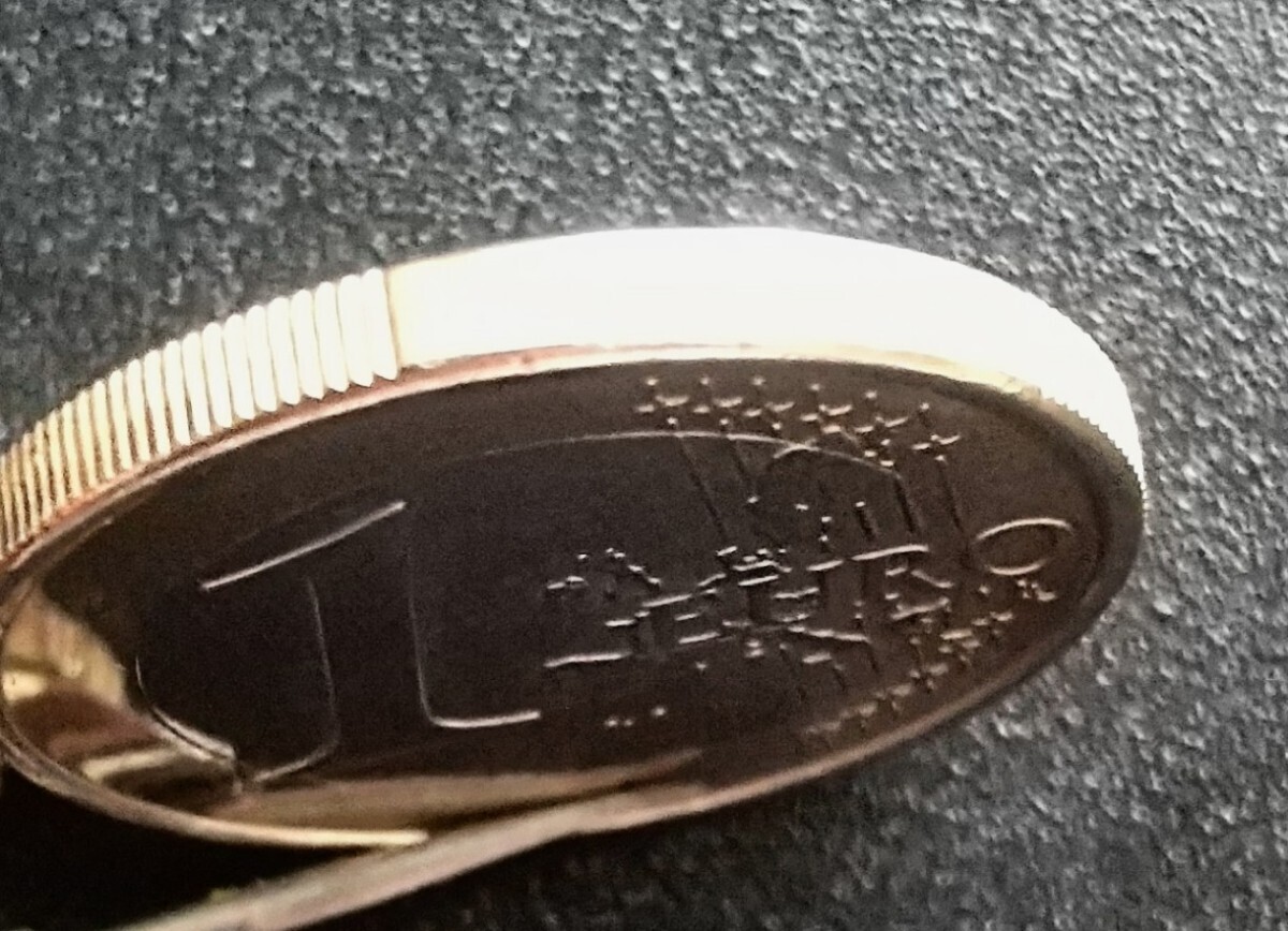 W■C 世界のコイン＜ドイツ＞【１ユーロ硬貨】 2002年ユーロ通貨導入初年度発行 現地入手品 バイメタル貨 ミントマークF（フランクフルト）_4