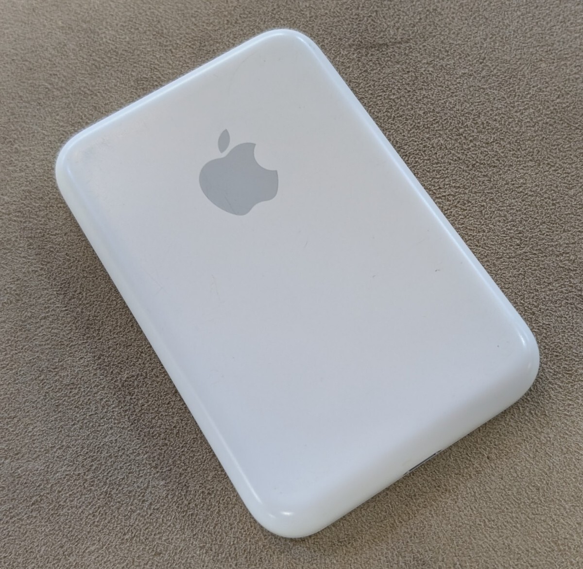 ii送料無料Apple純正アップルマグセーフMagSafeバッテリーパック動作品