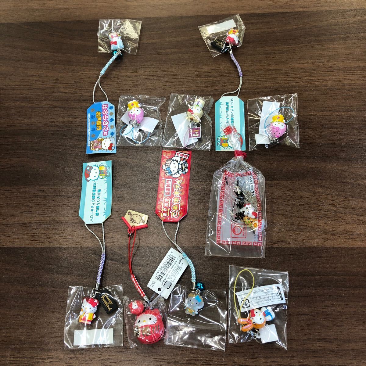 未使用保管品】 サンリオ ハローキティ 根付 ストラップ マスコット
