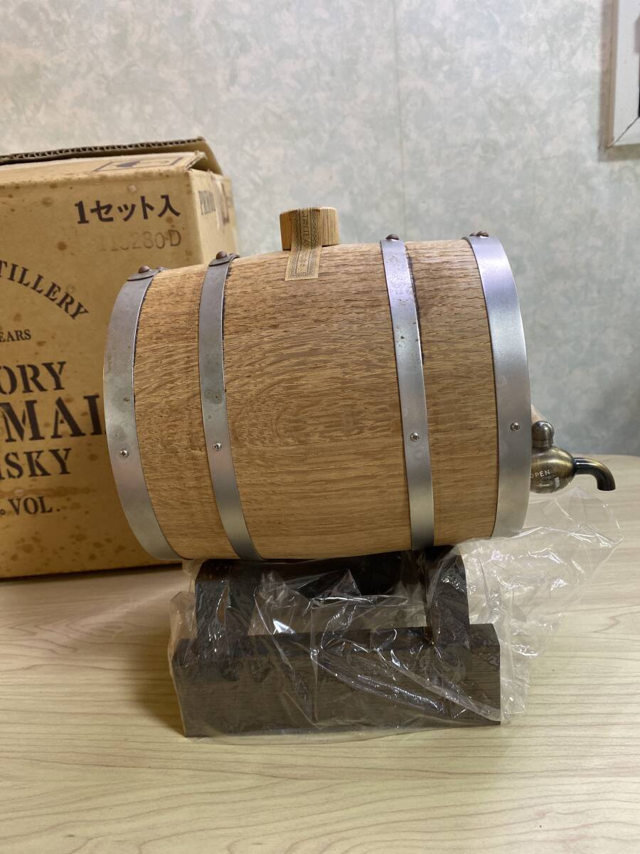 貴重品◇未開栓 古酒 12年 山崎 樽 木製 樽型ボトル 1000ml 58
