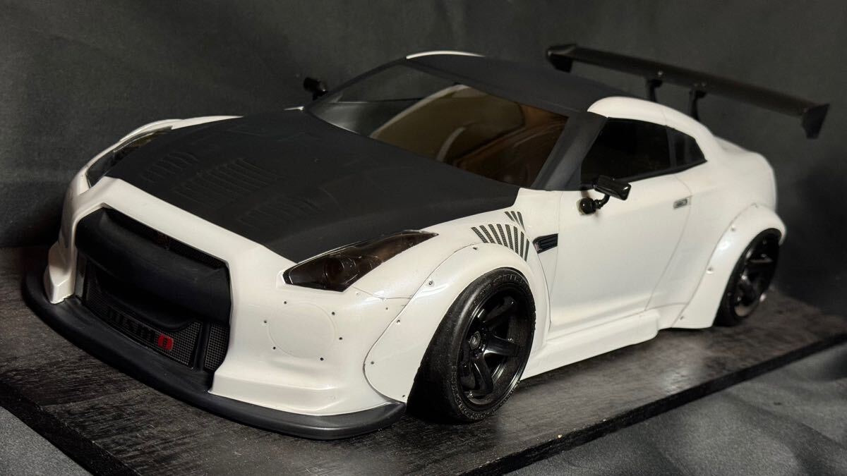 Sumo Racing R35 1/10 RCボディ タミヤ 日産 Sumo Power GTR R35 オーバーフェンダー 完成品 ラジドリ ドリパケ 金曜日終了(ボディ ...