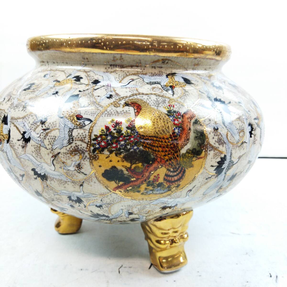 P965】☆中古・保管品☆栄盛窯 瀧山作 飾り壺 金襴手 群鶴文様 陶器 壺