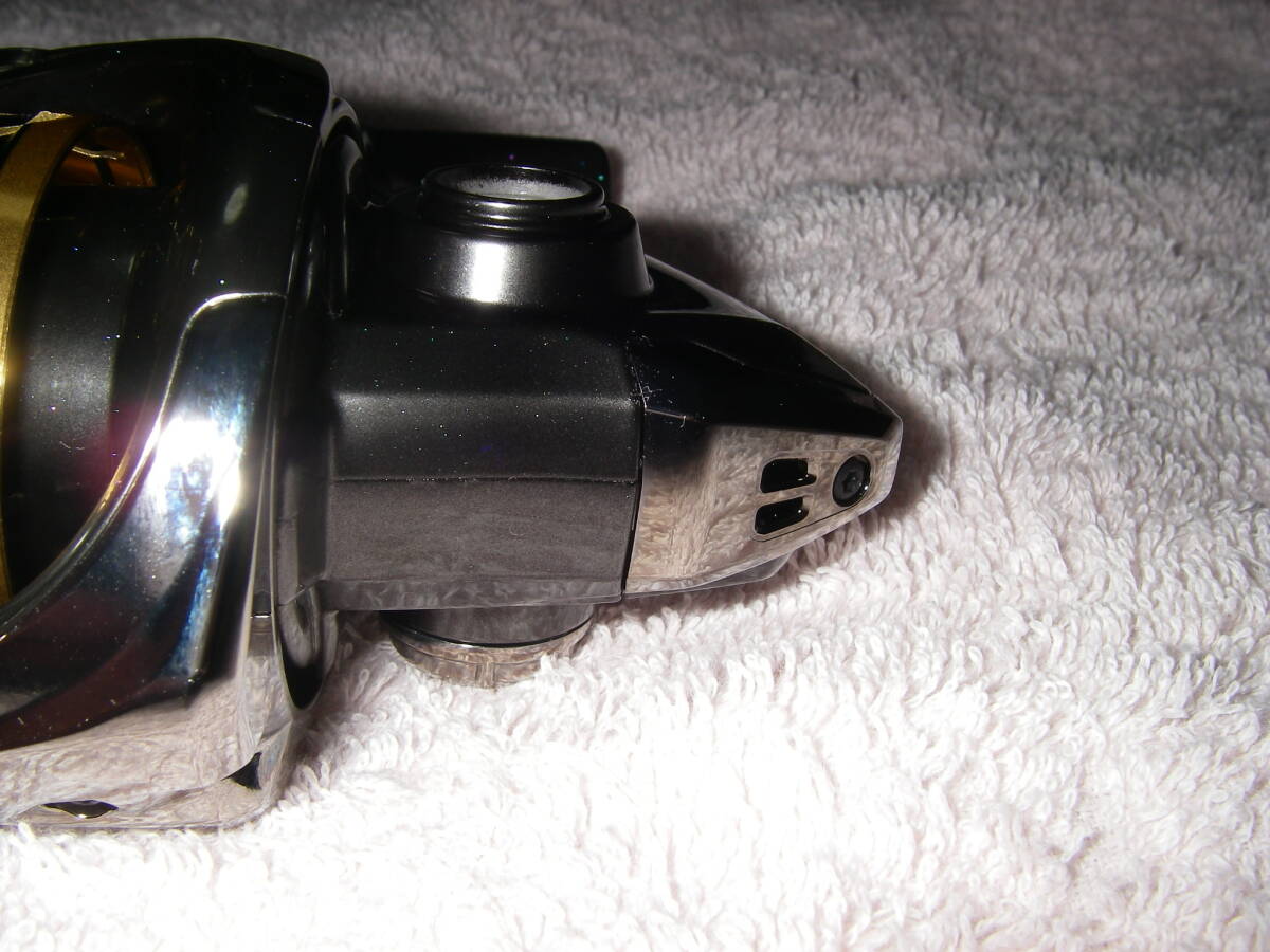 シマノ　２０ツインパワー　２０００S 未使用ですが中古扱い_4