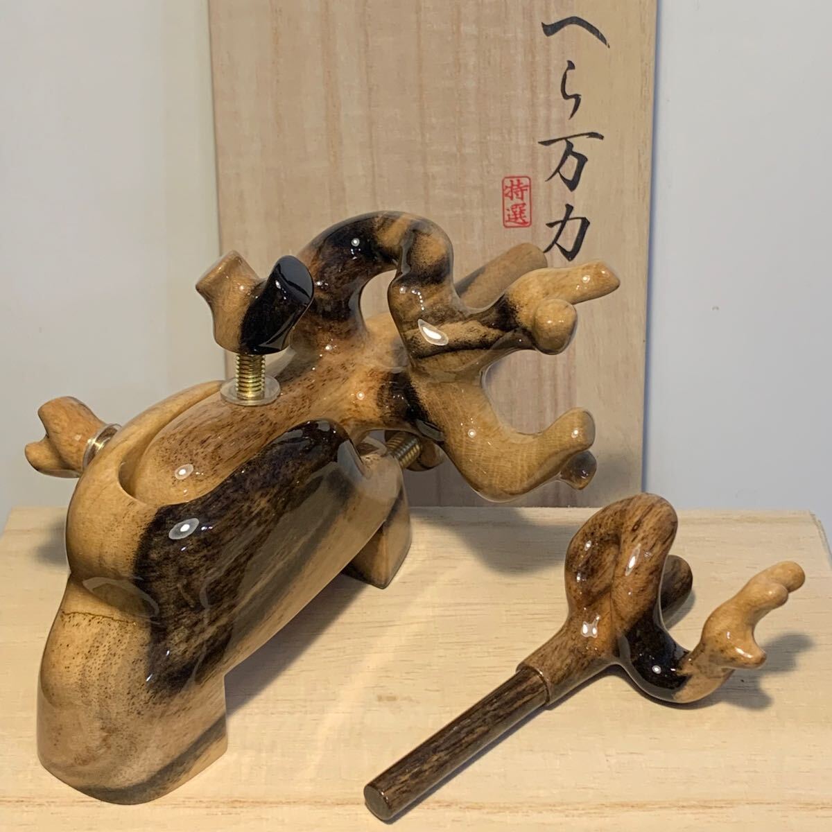 ☆ 日本黒柿 ☆ 貴重 天然木 大砲万力 収納袋付き ヘラブナ 特選品 