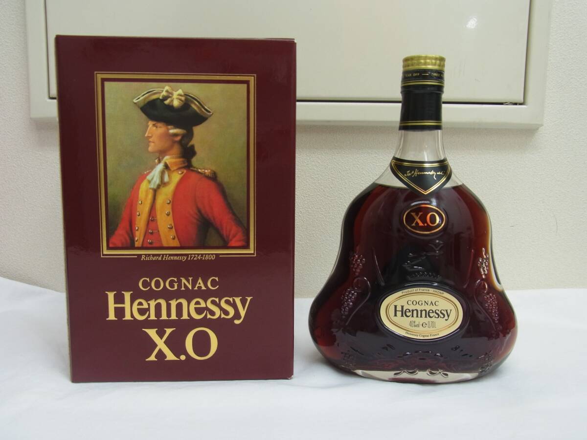 未開栓 Hennessy THE ORIGINAL X.O ギフトボックス付き ☆ 未開栓 ヘネシー XO 700ml 40% 箱付き 発送はゆうパックのみ