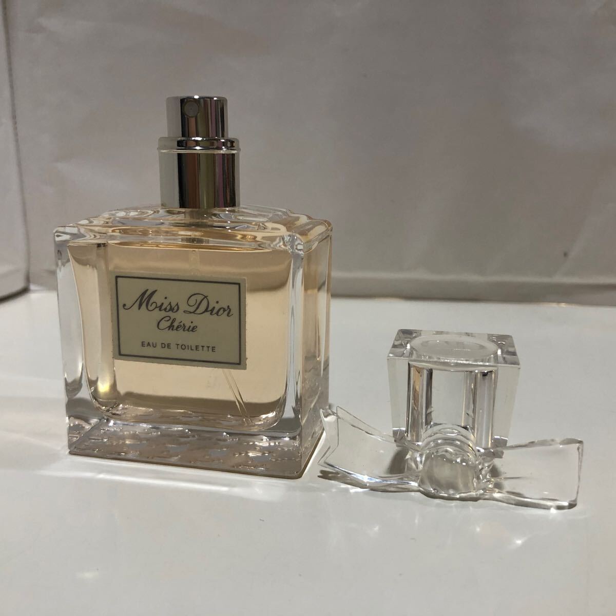 ● Miss Dior Cherie ミス ディオール シェリー EAU DE TOILETTE オード トワレ EDT 50ml 香水 残量 80％ 8割 現状品_9