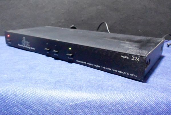 dbx MODEL 224 ディービーエックス ノイズリダクションシステム 【動作