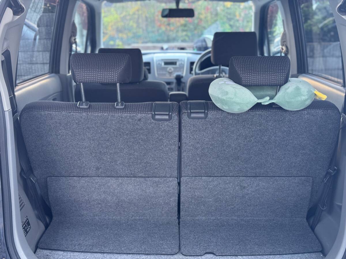 【個人出品】埼玉発、低燃費、車検長いAZワゴンXG 屋根下保管車　車内シート　フロアマット綺麗_9