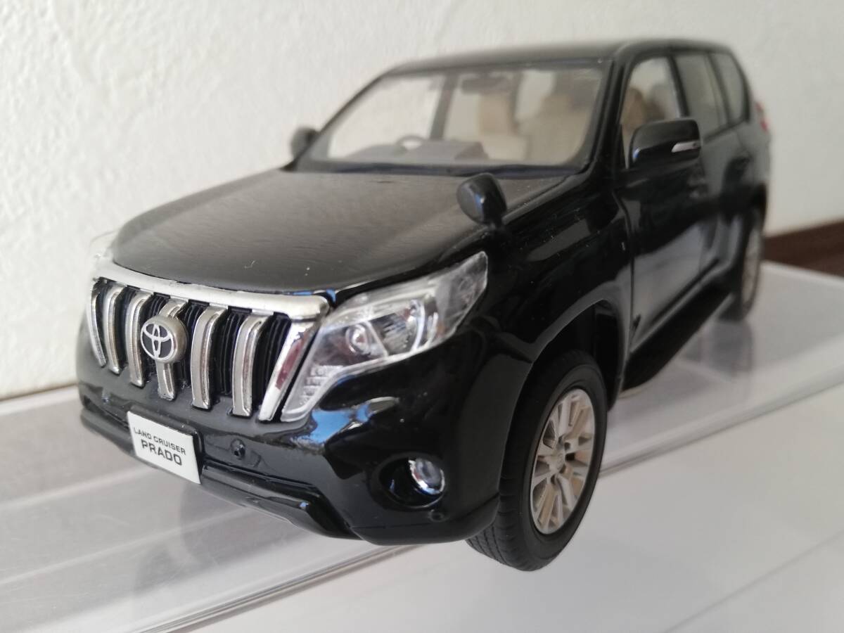 1/30 トヨタ ランドクルーザー プラド カラー サンプル ミニカー 黒