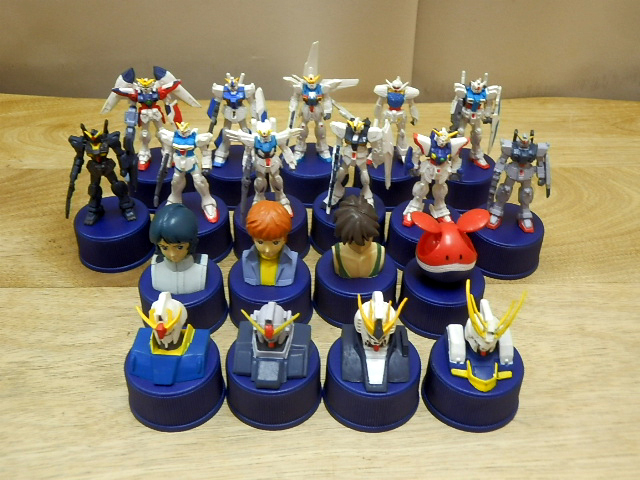 ガンダム ペプシ GET! GUNDAM ガンダム25周年ボトルキャップ 19個