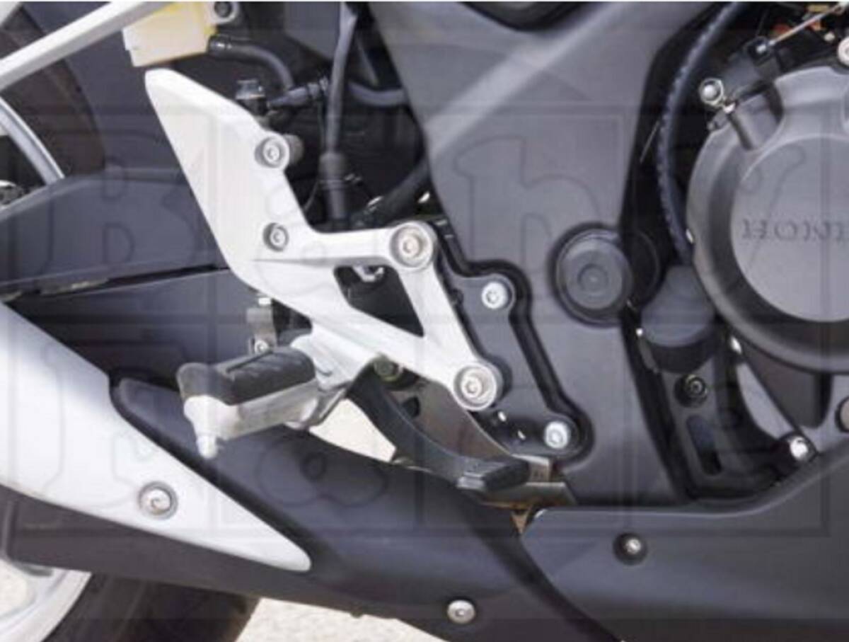送無 ホンダ CBR250R'11～18 ベビーフェイス セットバックプレート 002-BH001BK バックステップ ステッププレート オフセット CBR250R ベビーフェイス ホンダ 5ポジション ヘルメットロック Yahoo!オークション
