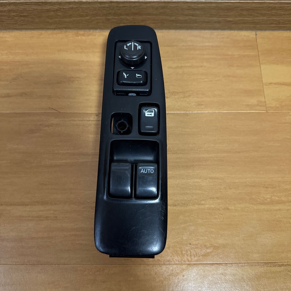 S15 シルビア 純正 パワーウィンドウスイッチ 右 レア PW (M-023