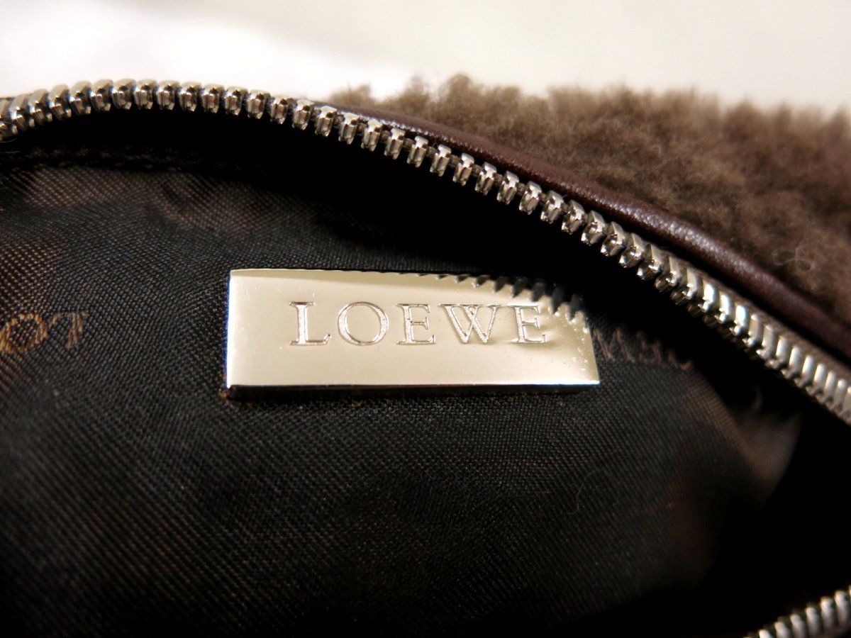 ○超美品○LOEWE ロエベ○ボア カーフ レザー 本革○ショルダー バッグ 