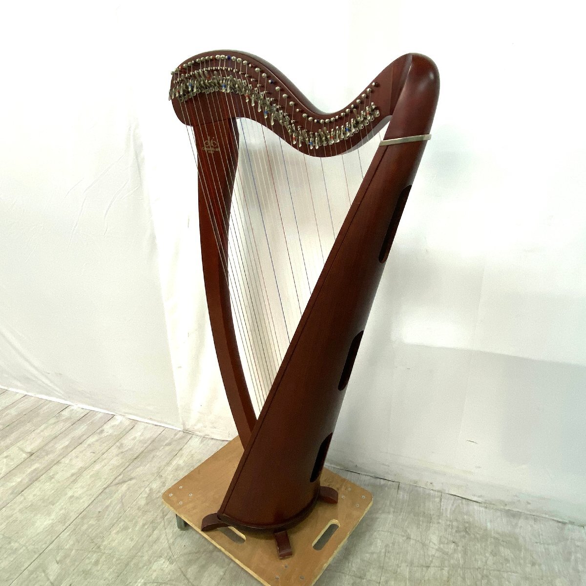 【 C 】 CAMAC HARPS H38 ハープ カマック ◇直2985【直接引き取り限定】 - C H38 グランドハープ試奏の旅①（カマック編） カマックケルティックハープ｜色の説明｜ アジリーズとジャネットの比較♪