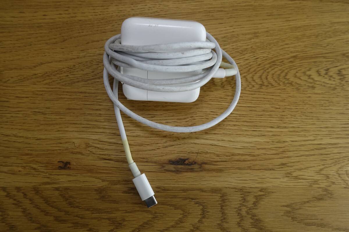 Macbook Air M1 8GB 512GB SSD A2337 ジャンク 液晶割れ 充電器付属