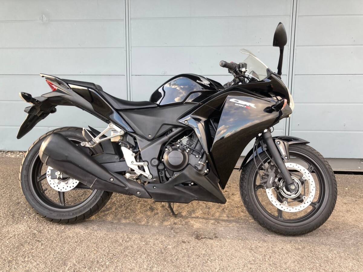 神戸明石発！ホンダ CBR250R (MC41) 名車がインジェクションモデルに 