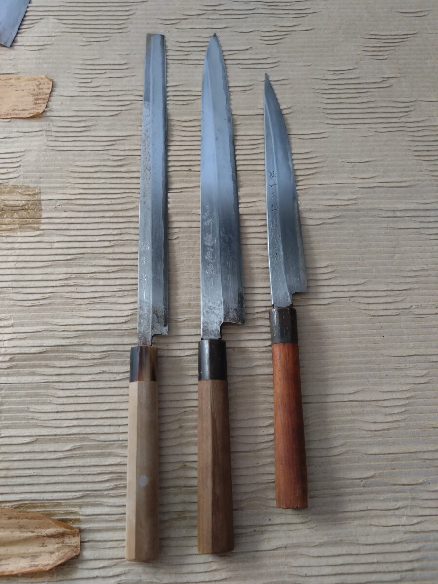 銘 青紙割込み三徳包丁 三徳型 包丁 特殊鍛造 三徳包丁 青鋼 ツバ