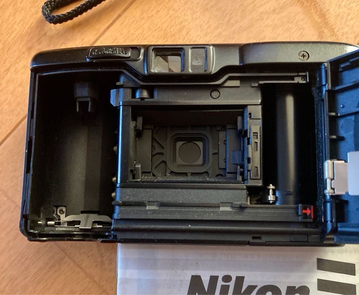 ジャンク品扱い☆ Nikon / ニコン AF600 QD コンパクトフィルムカメラ