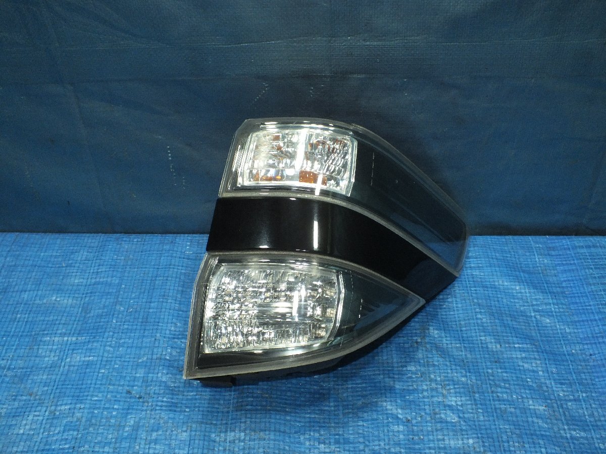 安い，最新作 Toyota トヨタ Vellfire ヴェルファイア 20 25 ANH20W GGH20W GGH25W ANH25W 純正 右テールライト テールランプ KOITO 58-29(テールライト)｜売買されたオークション情報、yahooの商品情報をアーカイブ公開 - オ トヨタ用