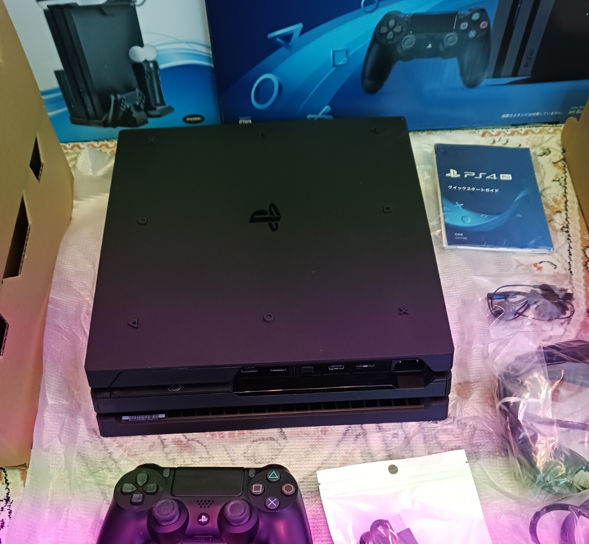動作良好　付属品完備　PS4pro CUH-7100B 1TB　本体一式　送料無料 動作品 おまけ　ヘットセット　スタンド　付き_5