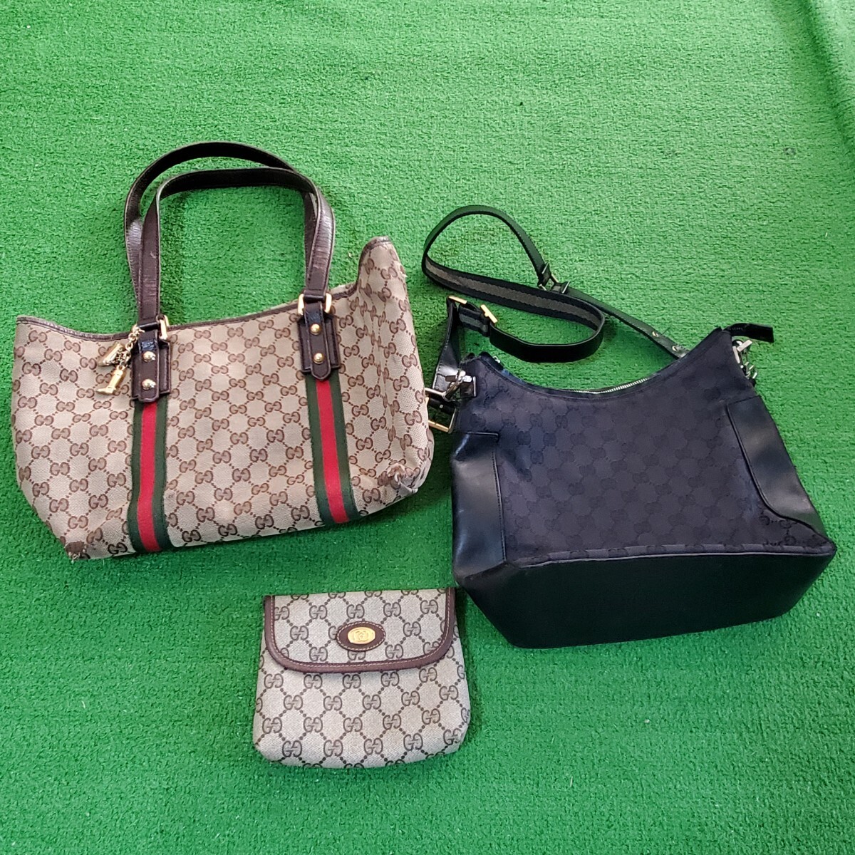 old gucci GG柄 シェリーライン ポーチ
