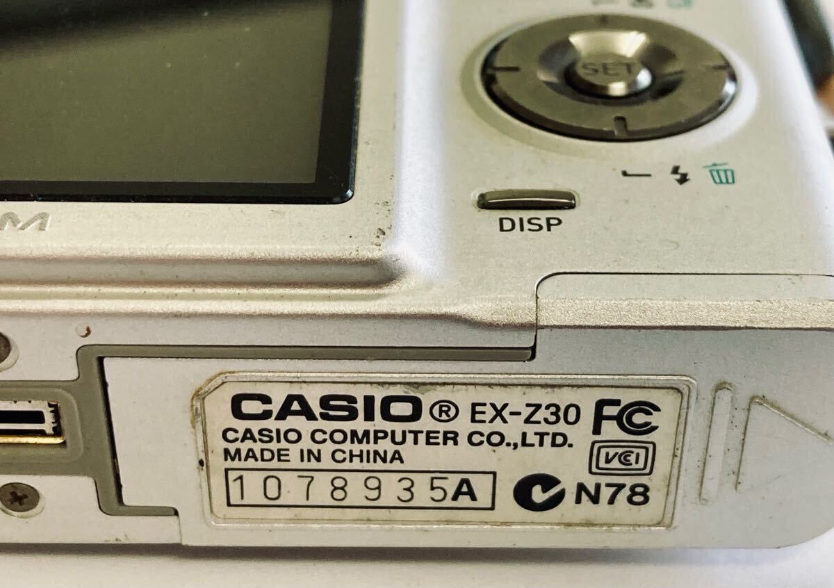 CASIOカメラ B 通電確認済 CASIO EXILIM カシオ エクシリム EX-Z30 デジタルカメラ
