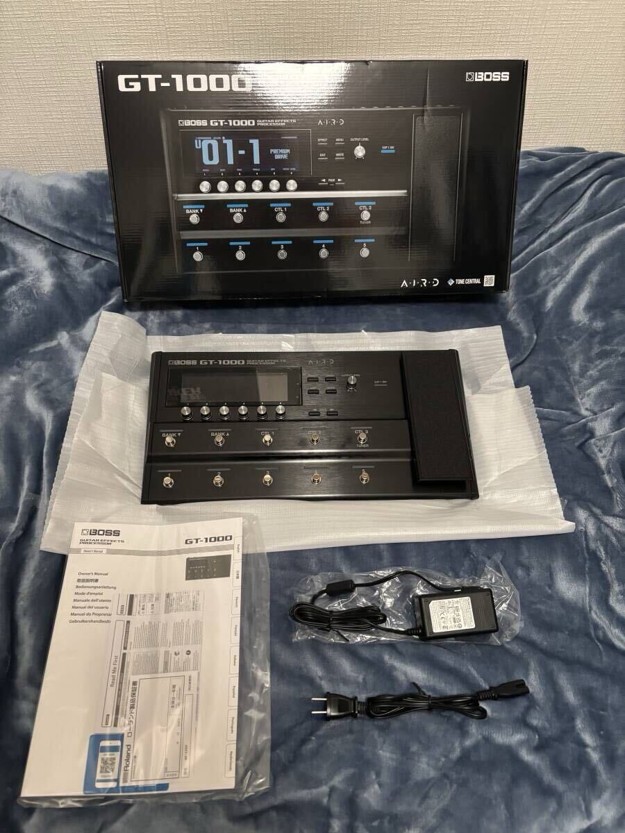ほぼ新品/ GT-1000 / boss / Guitar Effects Processor / マルチ