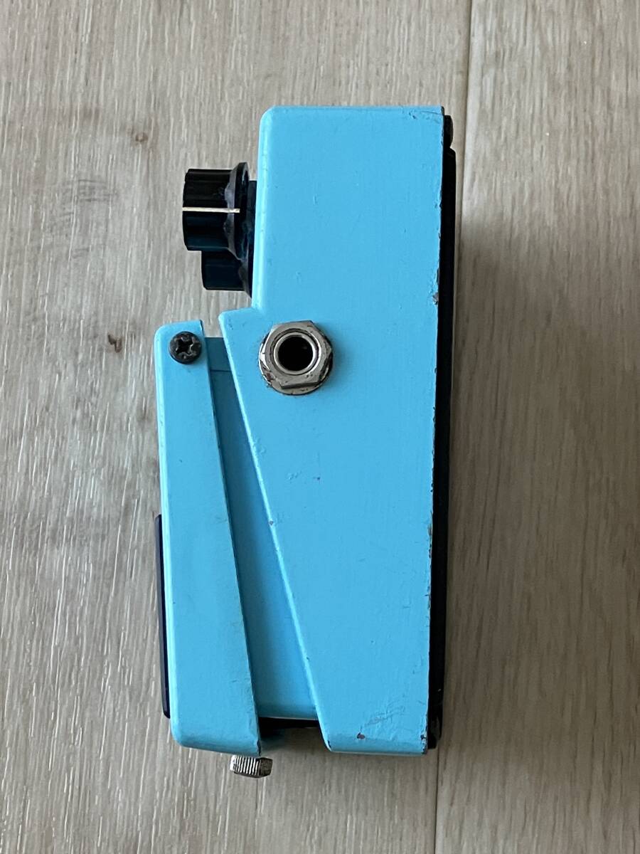 BOSS CE-2 CHORUS 銀ネジ　4桁シリアル期 CE-2 Chorus BOSS アナログコーラス（銀ネジ＆黒ネジ）を比較レビュー ※ACA仕様 S&frasl;N