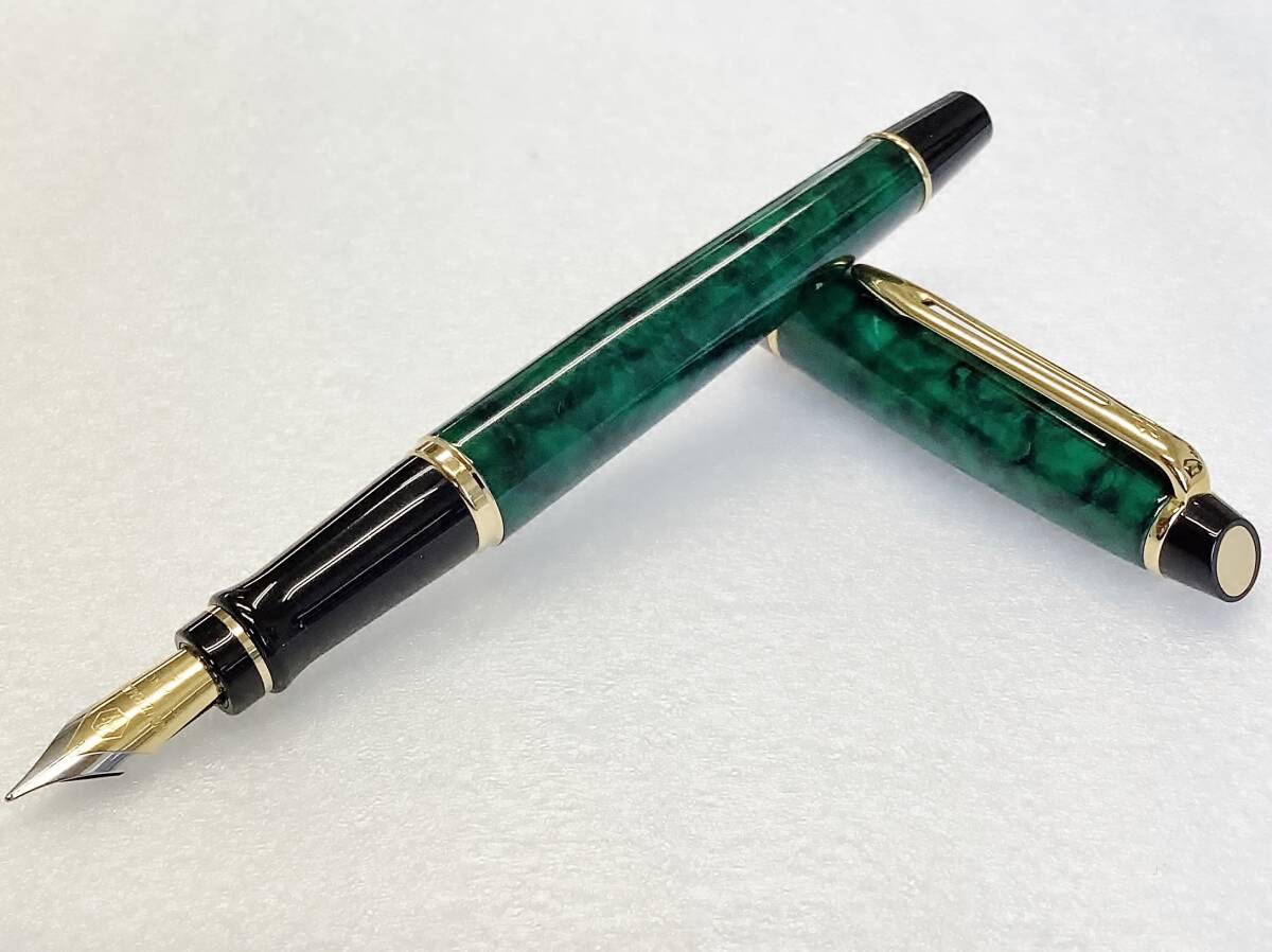 Waterman Lady 万年筆 モザイク軸 18K Waterman Lady 万年筆 モザイク軸 18K