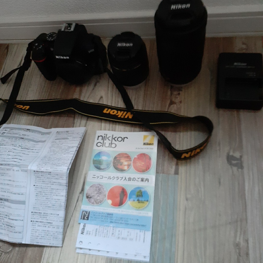 ほぼ未使用 Nikon D3500 カメラ販売店で傷・不具合等点検済み 18-55mm VR 70-300mm VR カメラ 一眼レフ ダブルズームキット 動作確認済 _4