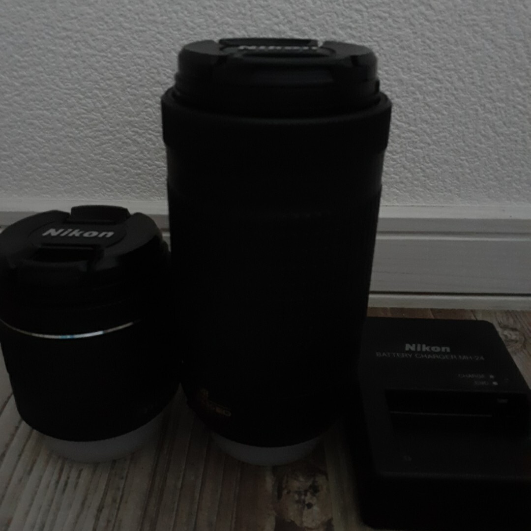 ほぼ未使用 Nikon D3500 カメラ販売店で傷・不具合等点検済み 18-55mm VR 70-300mm VR カメラ 一眼レフ ダブルズームキット 動作確認済 _6